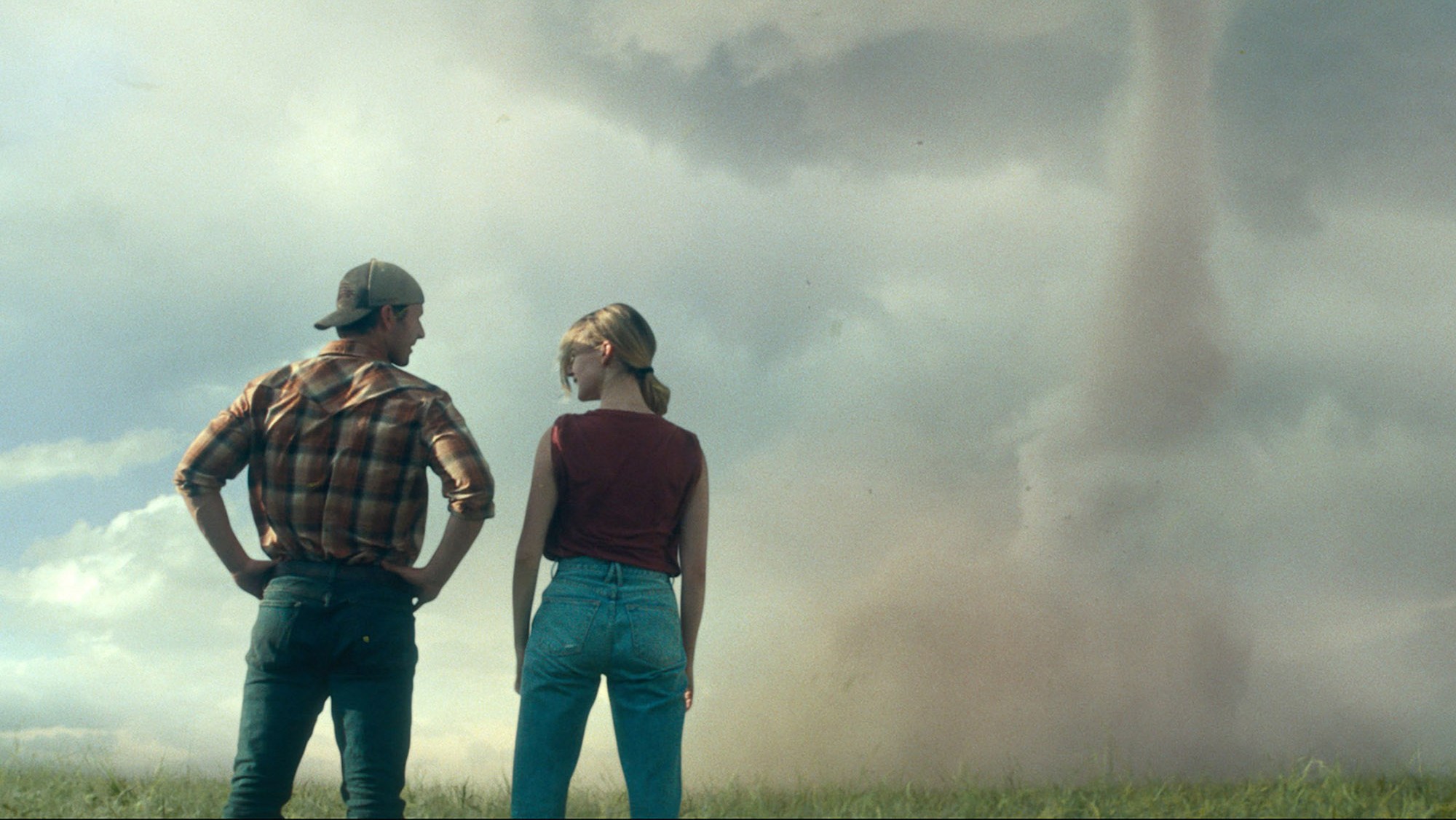 Twisters, from left: Glen Powell, Daisy Edgar-Jones, 2024.